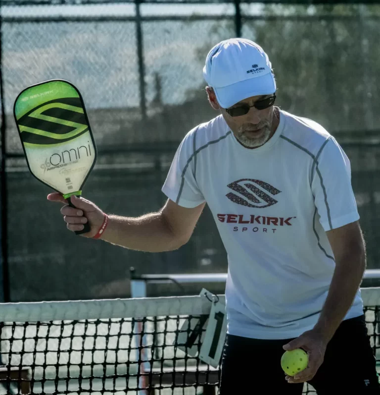 pickleball-paddle-weight