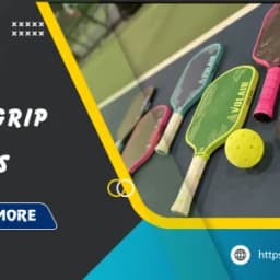 Top #8 Best Small Grip Pickleball Paddles in 2025 - PicklenLife