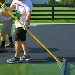 What are pickleball courts made of? A comprehensive guide for players