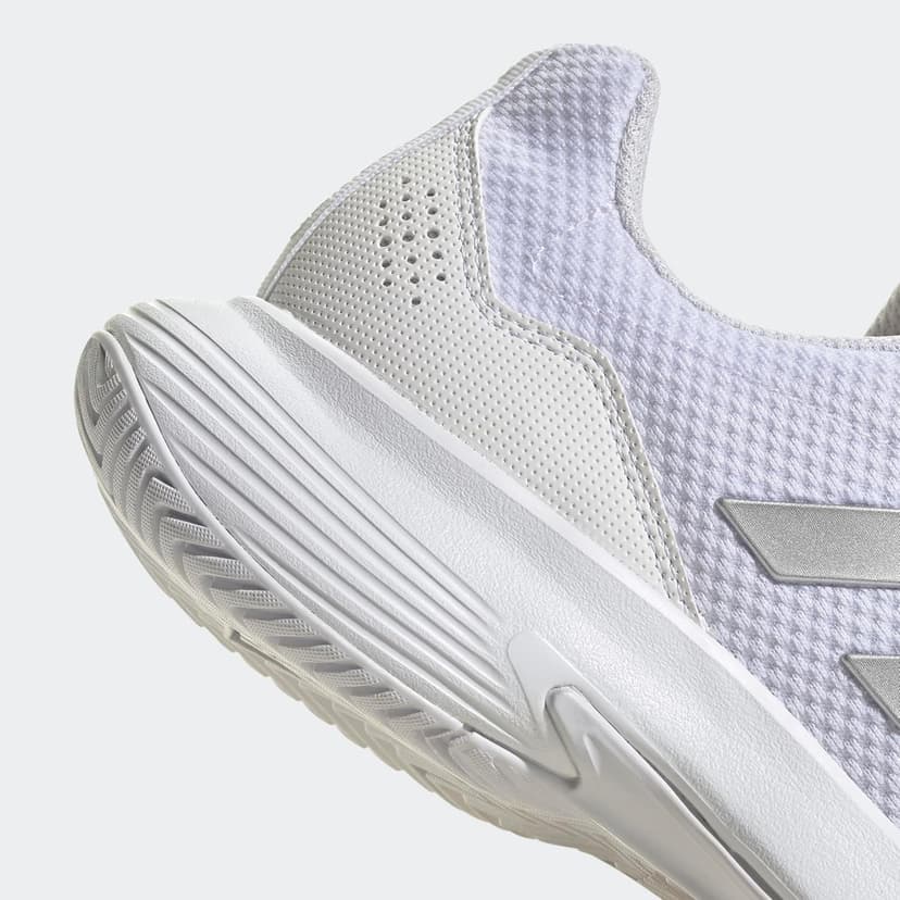 adidas Women's Gamecourt 2 W Sneaker