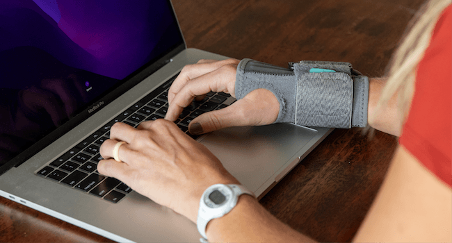 BraceAbility Wrist Support for Men and Women - Tennis and Pickleball Wrist Brace, Sports Injury Relief, Sprained Wrist Recovery, Tendonitis Support, Cycling, Volleyball, Golf - Right Hand (Small)