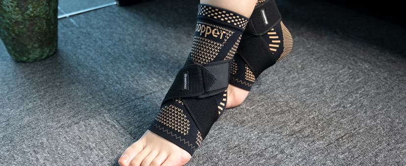 INDEEMAX Ankle Brace for Women & Men, Ankle Compression Sleeve Support Copper Infused Ankle Brace for Sprained Ankle, Plantar Fasciitis Sports, Achilles Tendonitis Pain Relief, Copper Black, M
