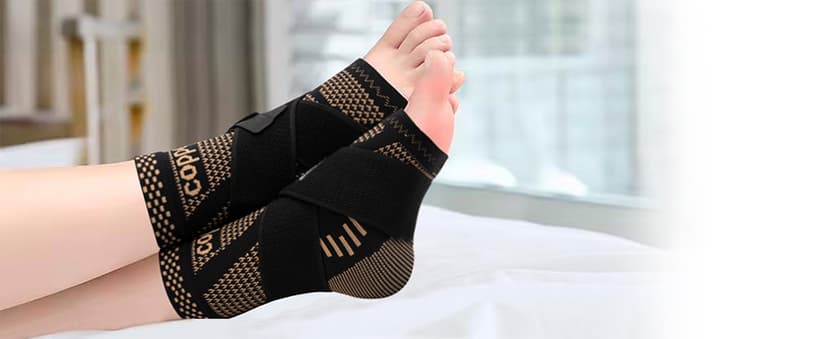 INDEEMAX Ankle Brace for Women & Men, Ankle Compression Sleeve Support Copper Infused Ankle Brace for Sprained Ankle, Plantar Fasciitis Sports, Achilles Tendonitis Pain Relief, Copper Black, M