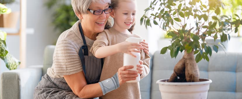 HiRui 2-Pack Ultra-Thin Mesh Wrist Wraps - Breathable, Adjustable Wrist Support for Workouts & Daily Use - Unisex Wrist Brace for Pain Relief, Tendonitis, Carpal Tunnel - One Size Fits All (Black)