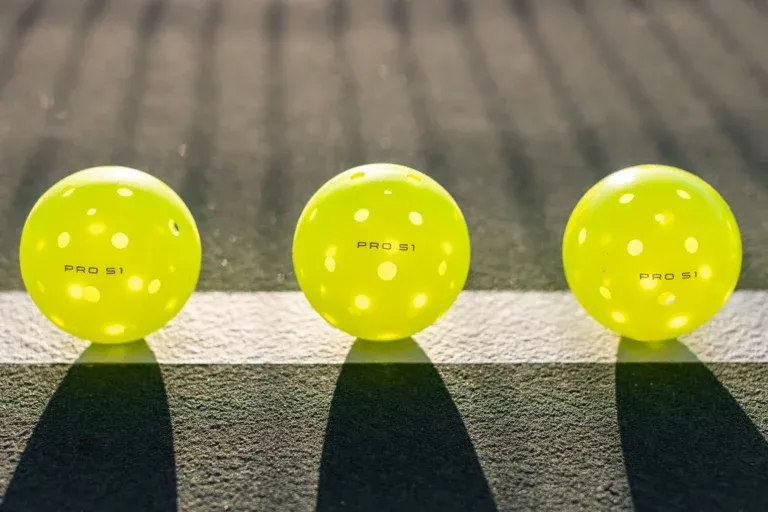 outdoor vs indoor pickleballs