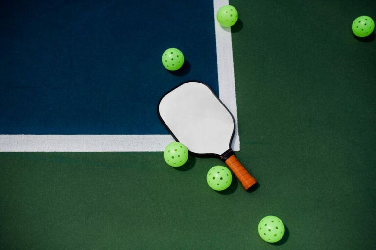 Optimal Colors for Outdoor Courts
