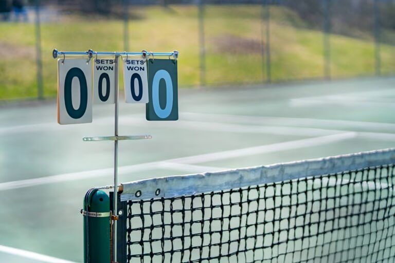 Understanding the "freeze" in rally scoring