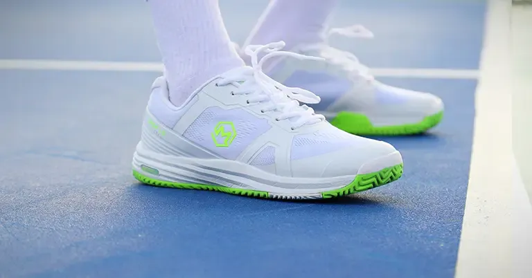 pickleball vs tennis shoes