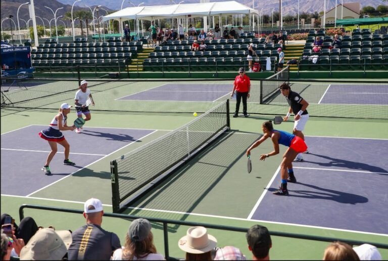 Finding pickleball courts and communities