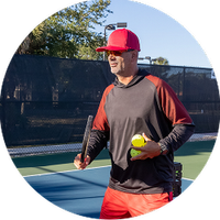 Coach Vicent Tadler