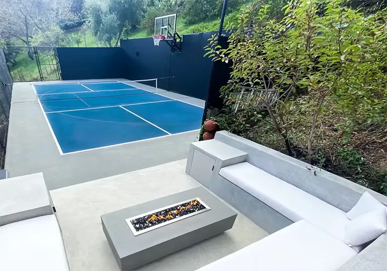 backyard-pickleball-court