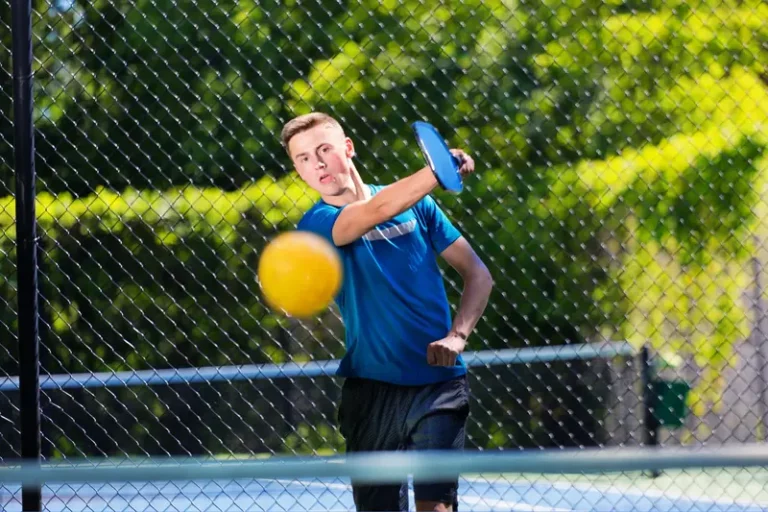 pickleball-spin-serve