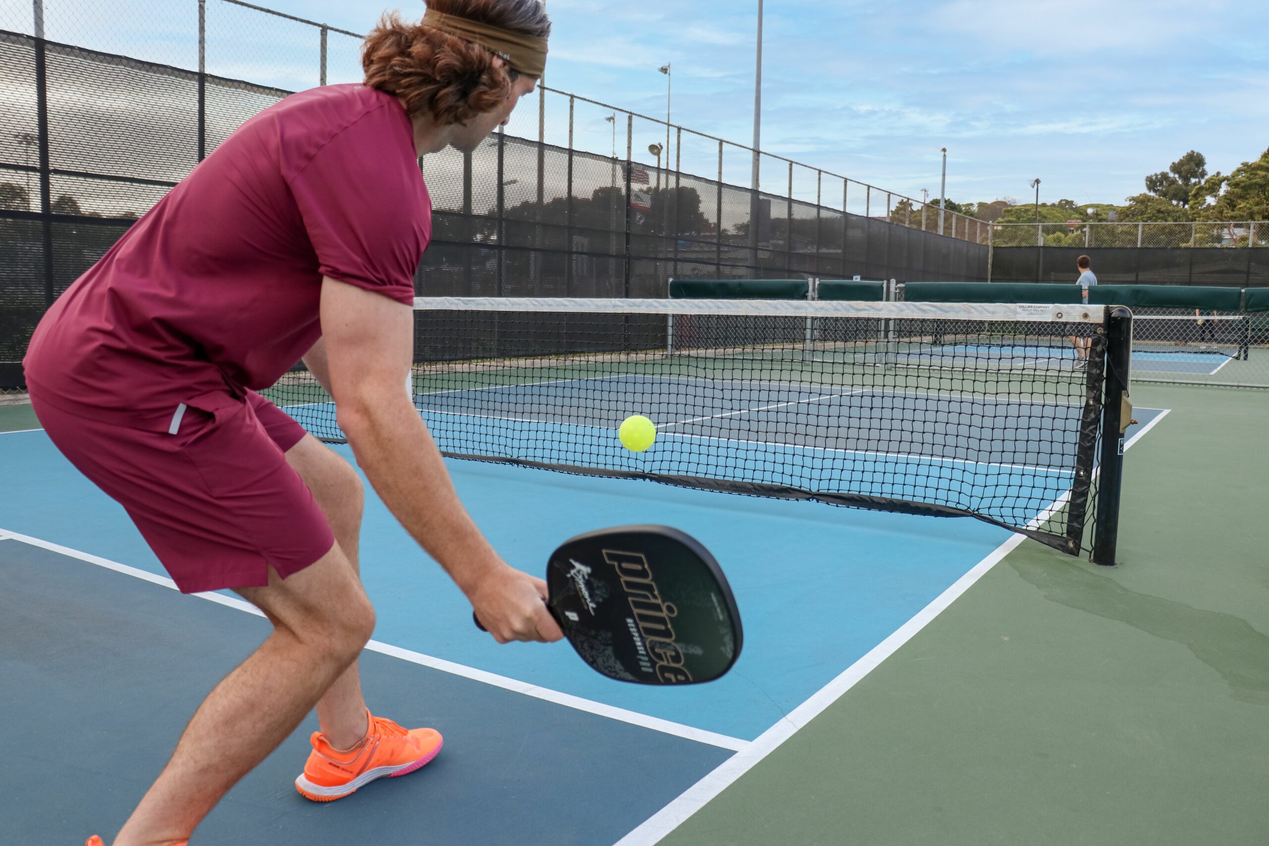 what-is-a-dink-in-pickleball