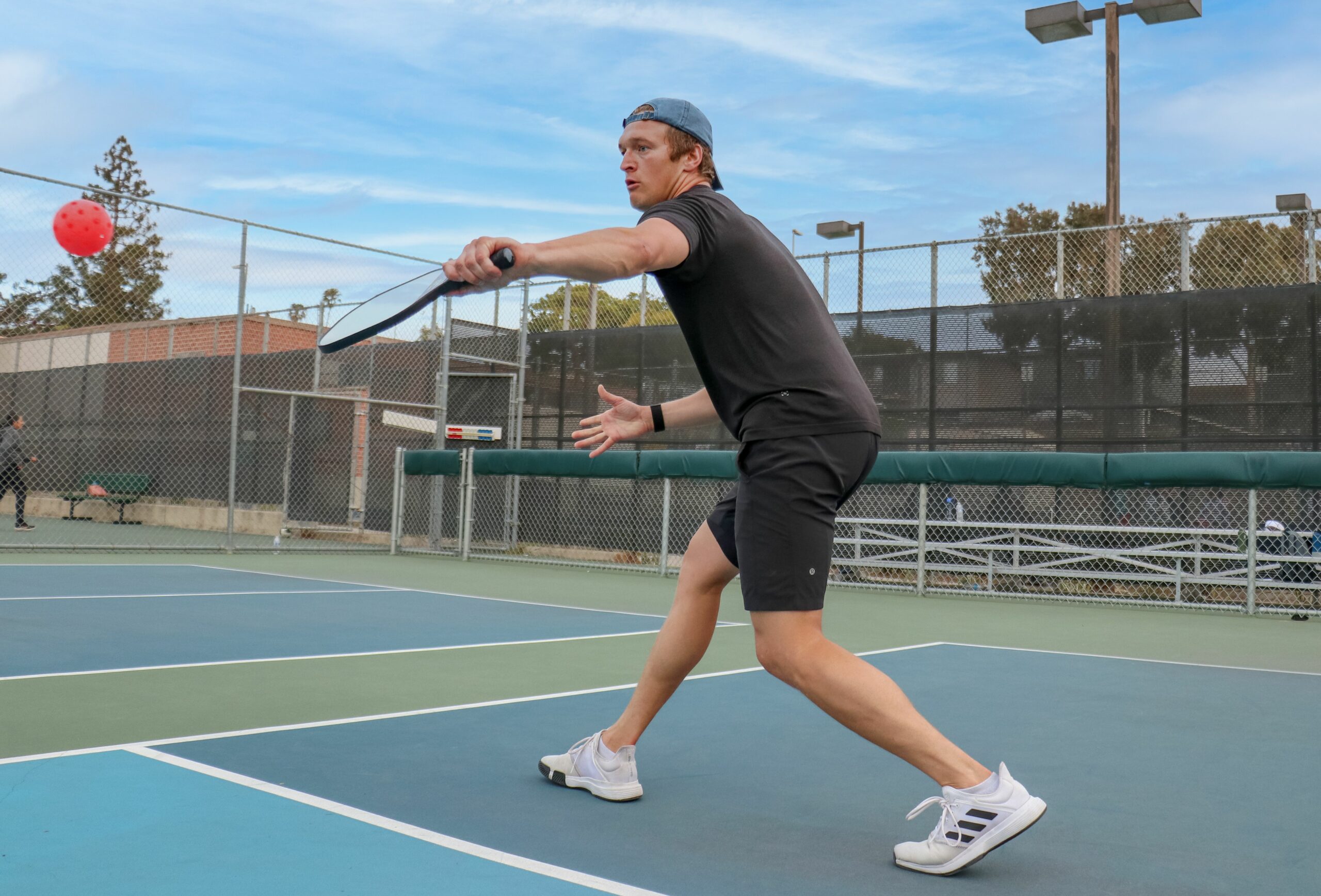 how-to-practice-pickleball-alone