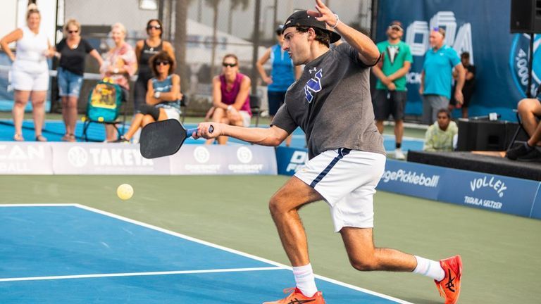 Maximizing your pickleball calorie burn: tips and strategies